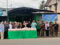 Pemuda NU Kapuas Bagikan Bubur Asyura Ke Masyarakat