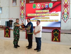 Wakil Bupati Ahmad Jayadikarta hadiri Kunker dan Ramah Tamah bersama PangDam XXII Tambun Bungai MayJen Zainul Arifin di Kuala Kapuas.