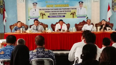 Berlanjut di Kecamatan Jabiren Raya. WaBup Ahmad Jayadikarta Pimpin Rakor TP3S berantas Stunting.