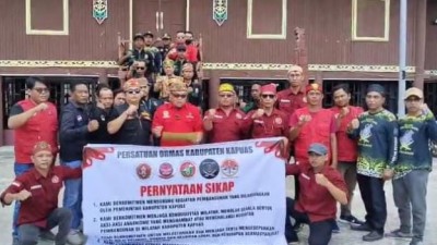 Jaga Kapuas jaga Kalteng. 6 (enam) ormas lokal sampaikan pernyataan sikap atas pembangunan sarana dan prasarana dilokasi Huma Betang, Bukit Ngalangkang, Kapuas.