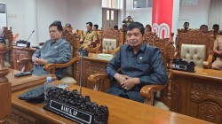 Damek, S.P, anggota DPRD Kab. Pulang Pisau yang Rendah Hati dan Memasyarakat .